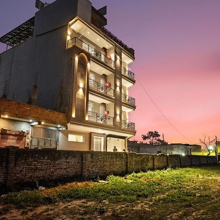 Hari Om Residency 800 Meters From Ram Mandir Ayodhya Hotel Ngoại thất bức ảnh