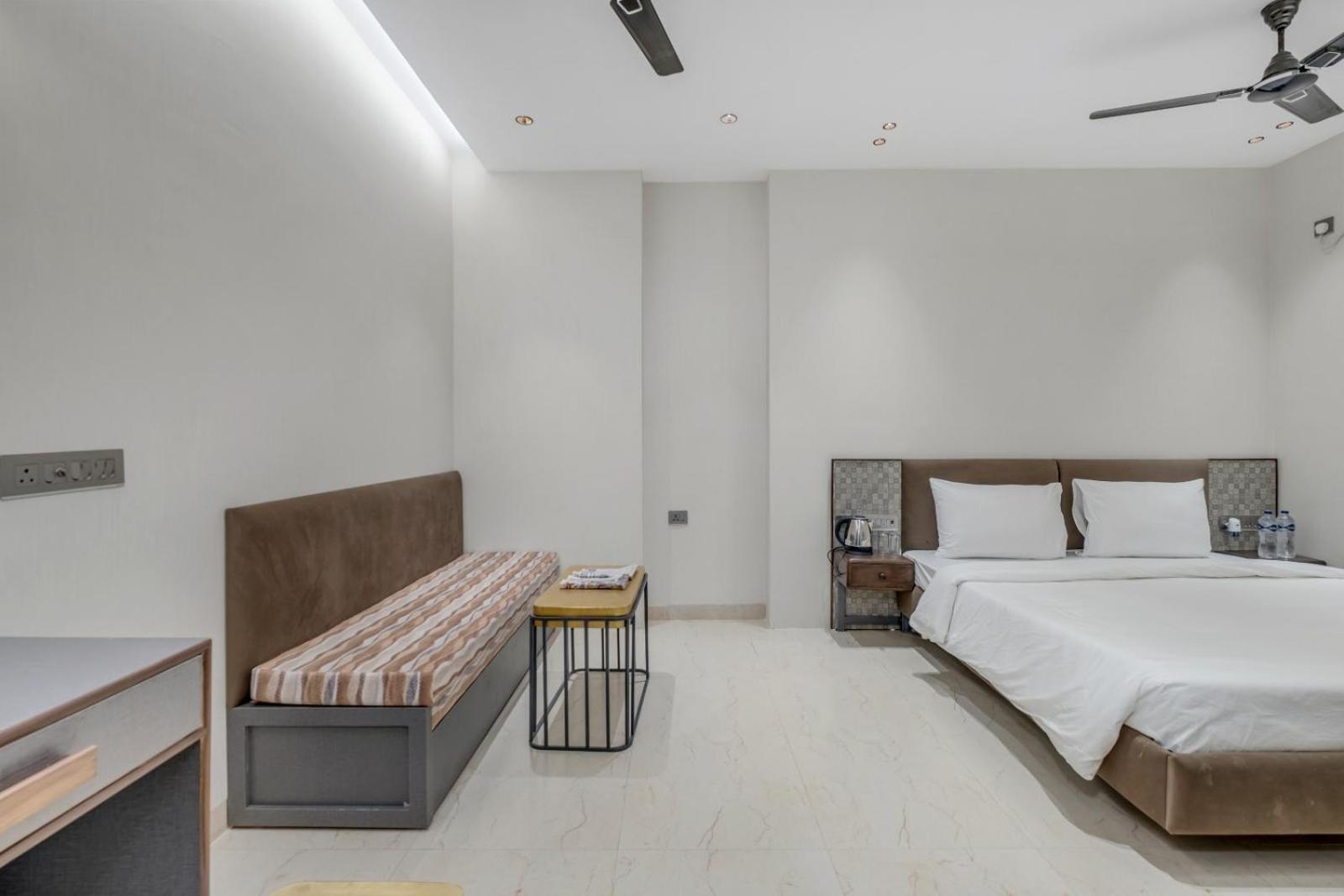 Hari Om Residency 800 Meters From Ram Mandir Ayodhya Hotel Ngoại thất bức ảnh