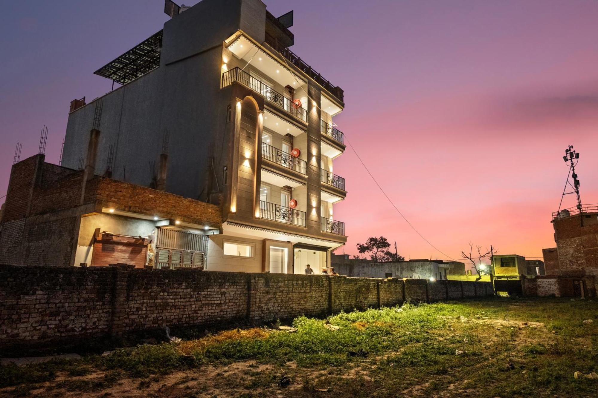 Hari Om Residency 800 Meters From Ram Mandir Ayodhya Hotel Ngoại thất bức ảnh
